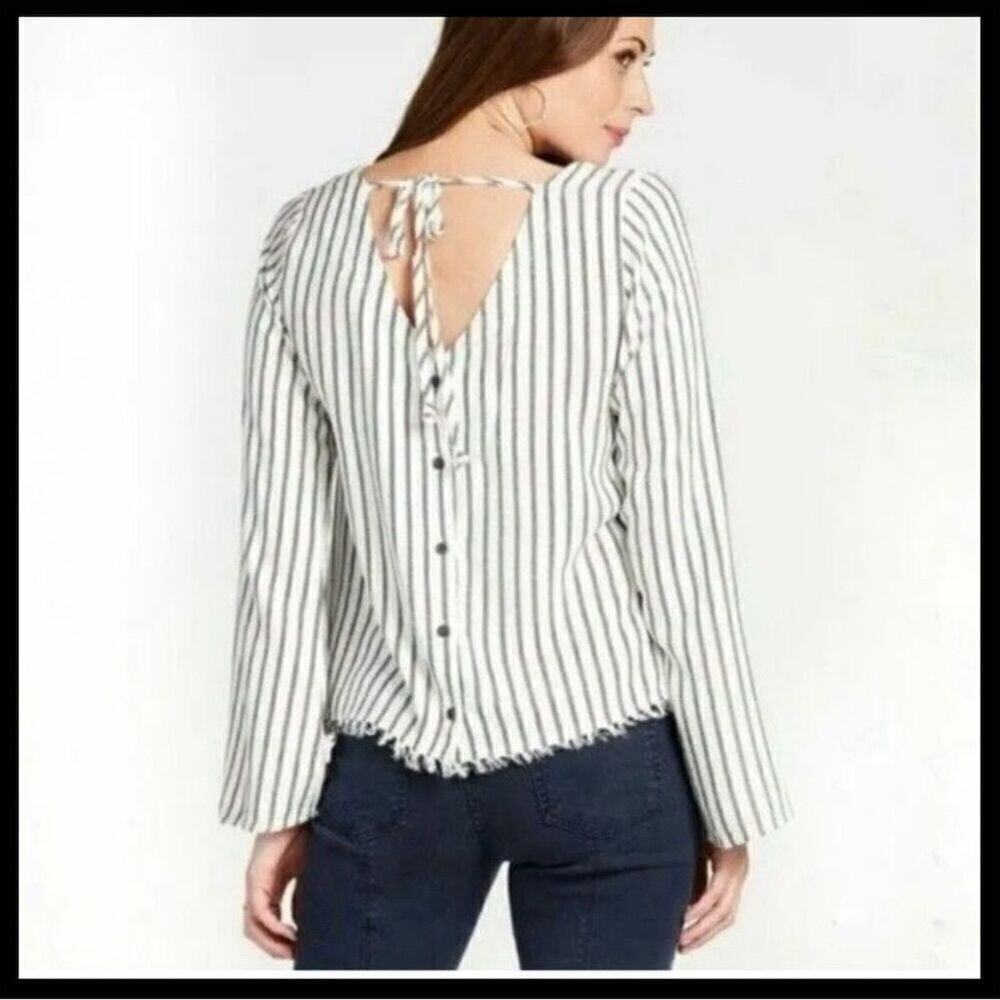Cloth & Stone Women's Striped Long Sleeve Blouse Frayed Accents Medium